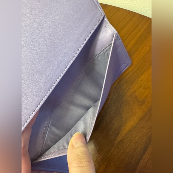 Vintage Coach Lavender Leather Checkbook Wallet - Picture 8 of 9